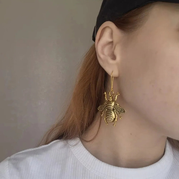 Gold Queen Bee Lucky Earrings - Picture 16 of 17